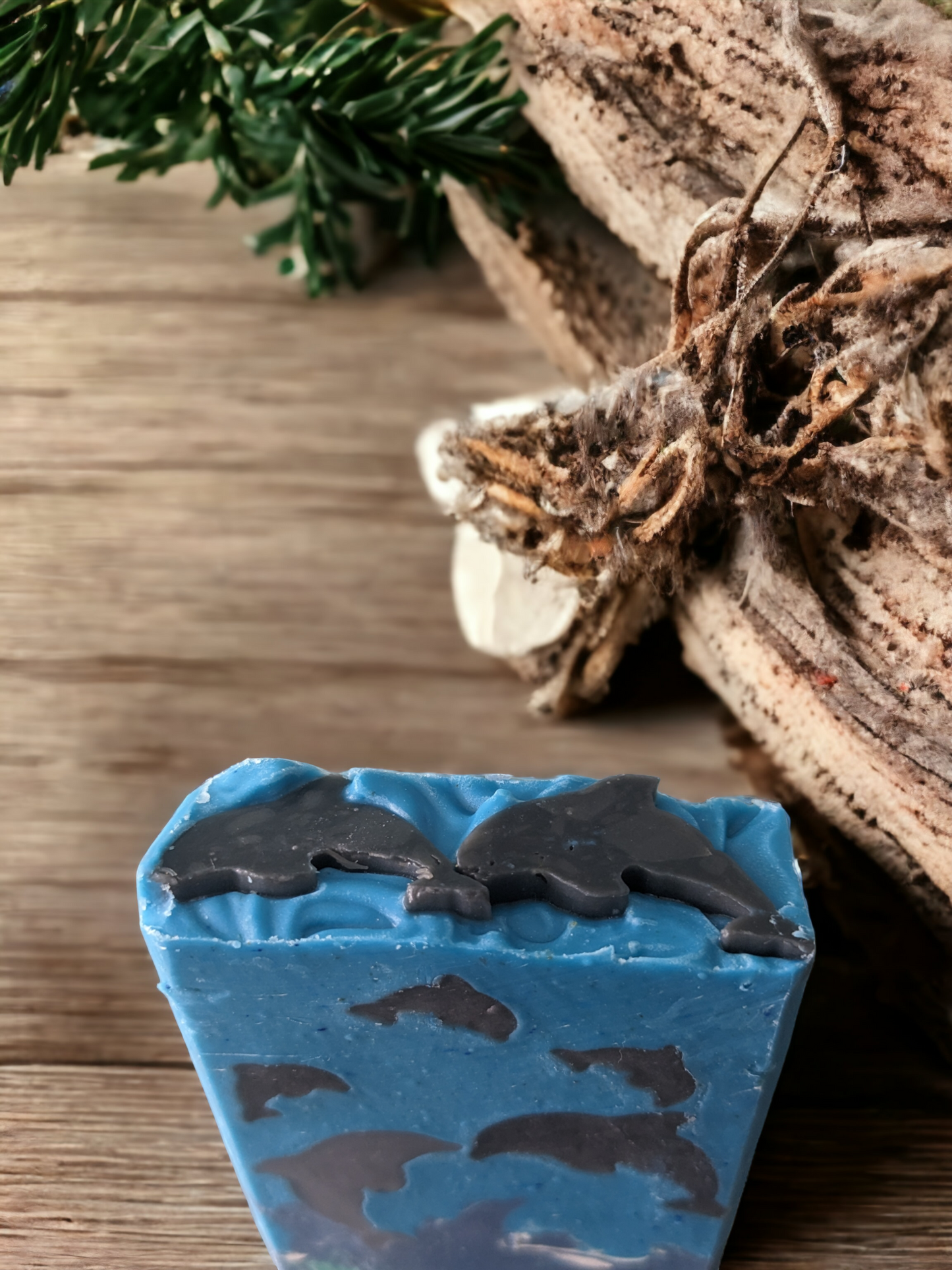 Our 'Flipper Frenzy' soap features jumping dolphins set against a sun-kissed sea. It will transport you to the sunny south. Scented with 'Abalone and Sea' it will bloom to a fresh ocean scent with notes of daylily, sea spray, watery florals and musk. Our unique, handmade soap is perfect for bringing a touch of the beach and ocean or a Dolphin cruise to your shower. This lovely goat milk soap, made with cocoa, shea, mango and kokum butters, will make your skin feel like you've been living in paradise