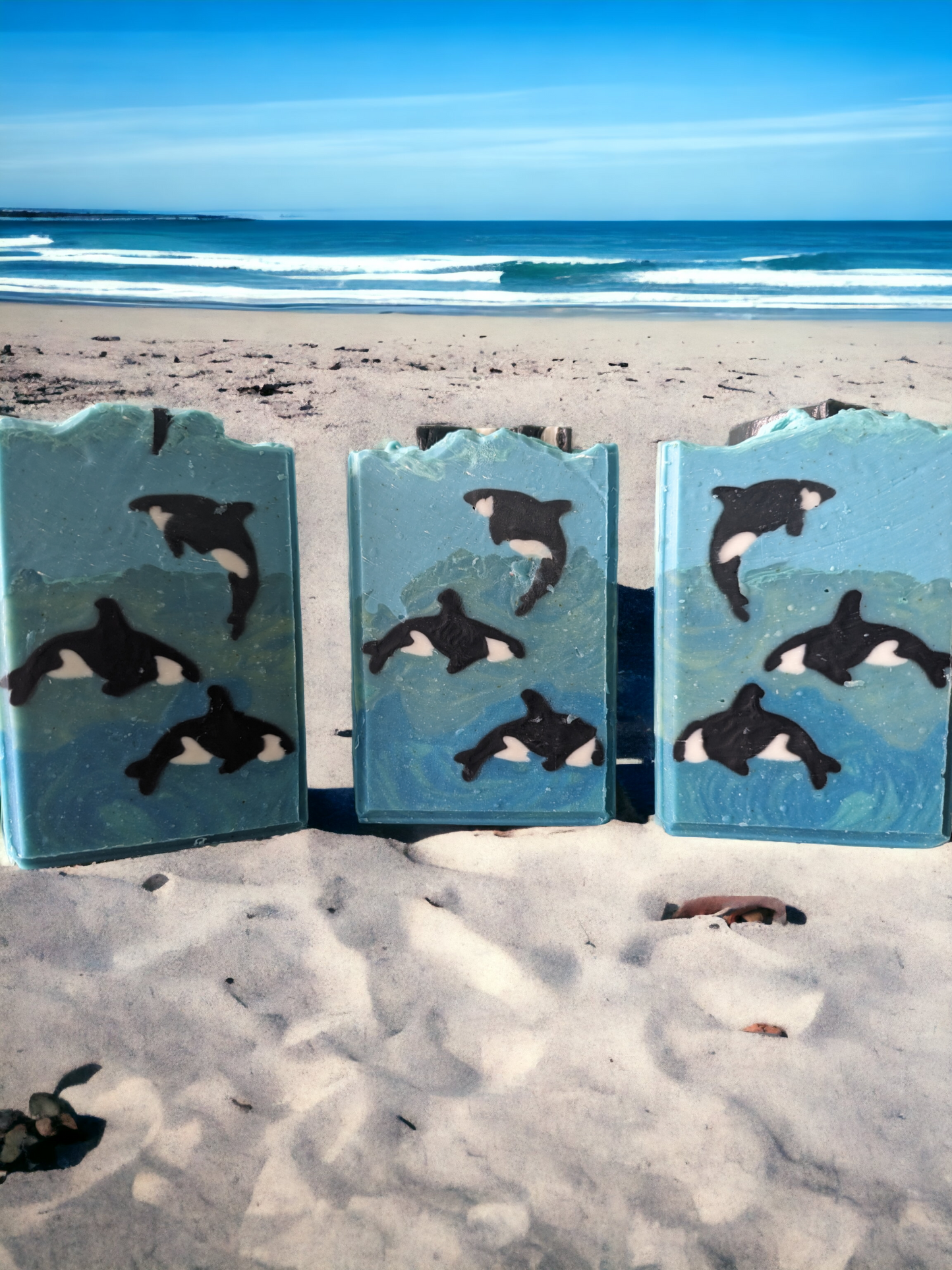 No whale of a tale here – just a luxurious bars soap with lots of lather and invigorating ocean freshness! This decorative soap is scented with Abalone & Sea Fragrance oil and features an ocean scene with 3 Orcas - 2 swimming and 1 jumping. Our Orca Odyssey, handcrafted Luxury Soap is all you need to emerge from the shower feeling as fresh as a sea breeze!