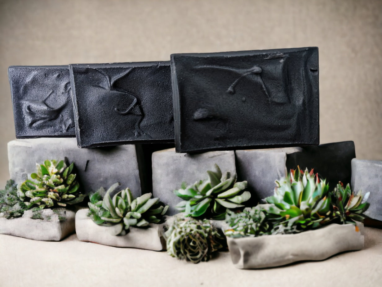 Featuring Temanu Oil, tea tree oil and activated charcoal, the black color and unassuming look of this all natural handcrafted facial soap is deceiving—it's FANTASTIC for your face! Enjoy the deep cleanse and invigorating aroma every time you wash up! 