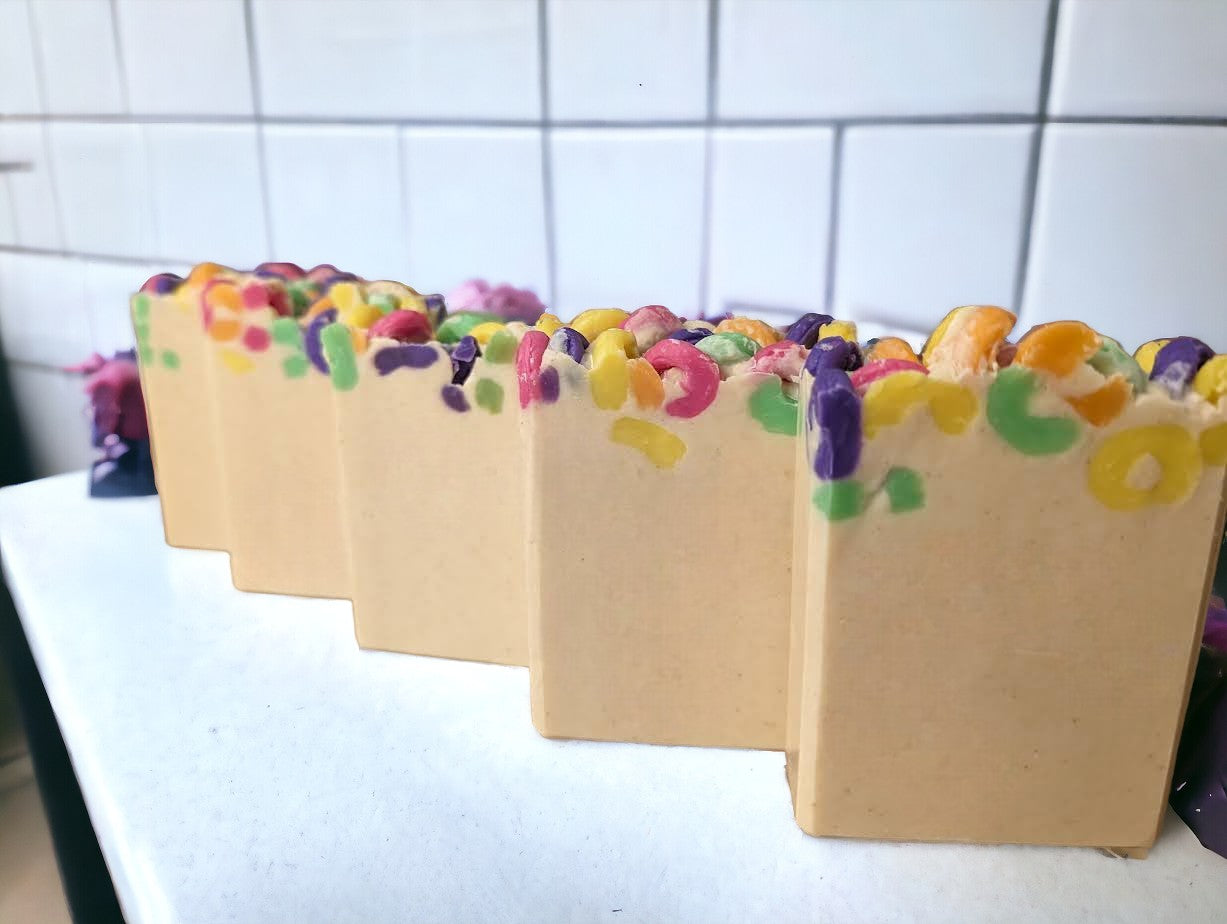 Gentle on your skin and creamy colored Tallow and Goat milk soap topped with soap 'fruit loops'.  Think the iconic and colorful loop cereal for the scent.  It's spot on!  This decorative soap with up your skin care game with a splash of fun to shower or bath time!