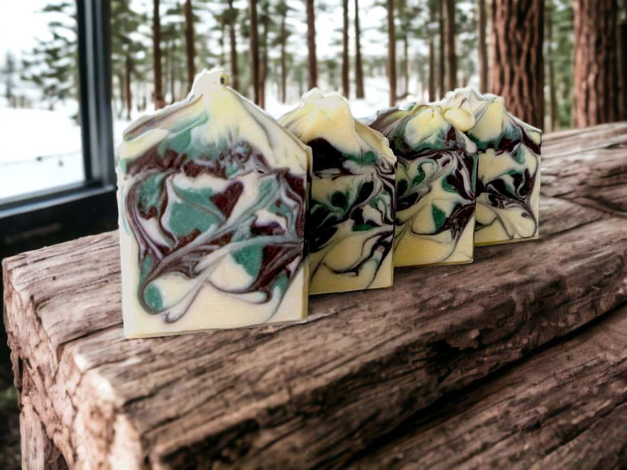 Unlock the magical power of the outdoors with our Forest Fresh - Camo luxury butter bar with Pine Scent! Take a walk through the crisp winter air with the soothing scent of evergreen trees and enjoy the mild exfoliation of the Kaolin clay for a unique, luxurious and refreshing experience. Treat yo' self!